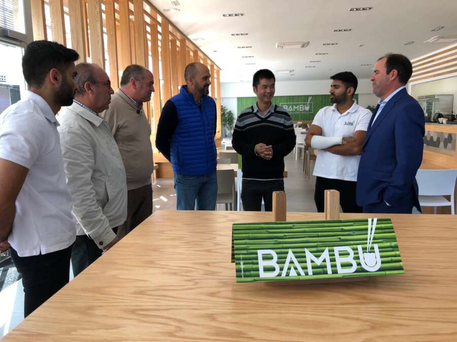 Romero Alconchel y Gómez visitan el nuevo restaurante asiático chino