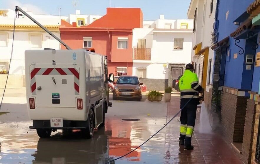 El Baldeo Y Limpieza De Calles Ahora Con Agua De Pozos Para Cumplir Lo