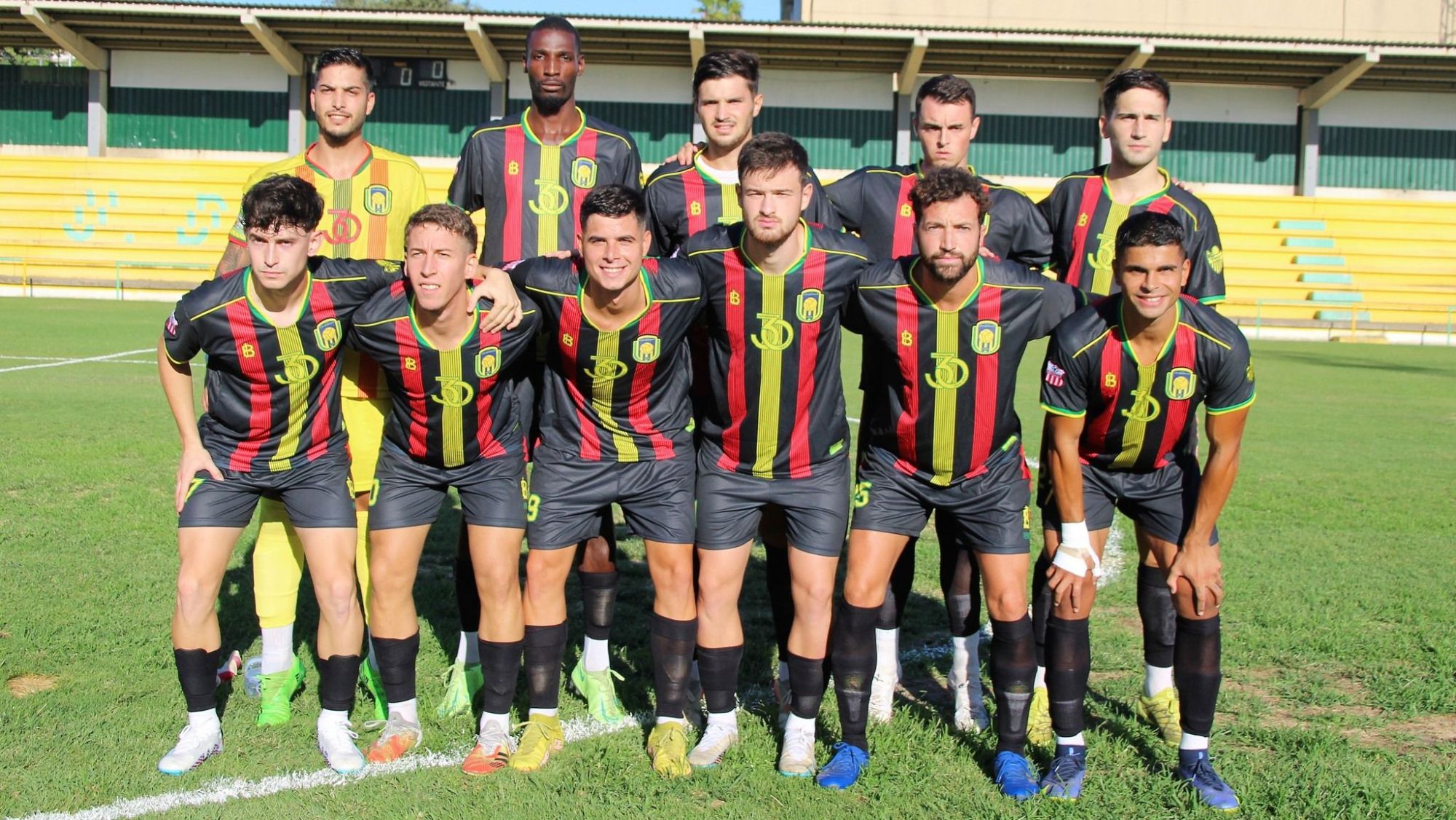 La Ud Los Barrios Inicia Su Intento De Volver A Tercera Rfef En Utrera