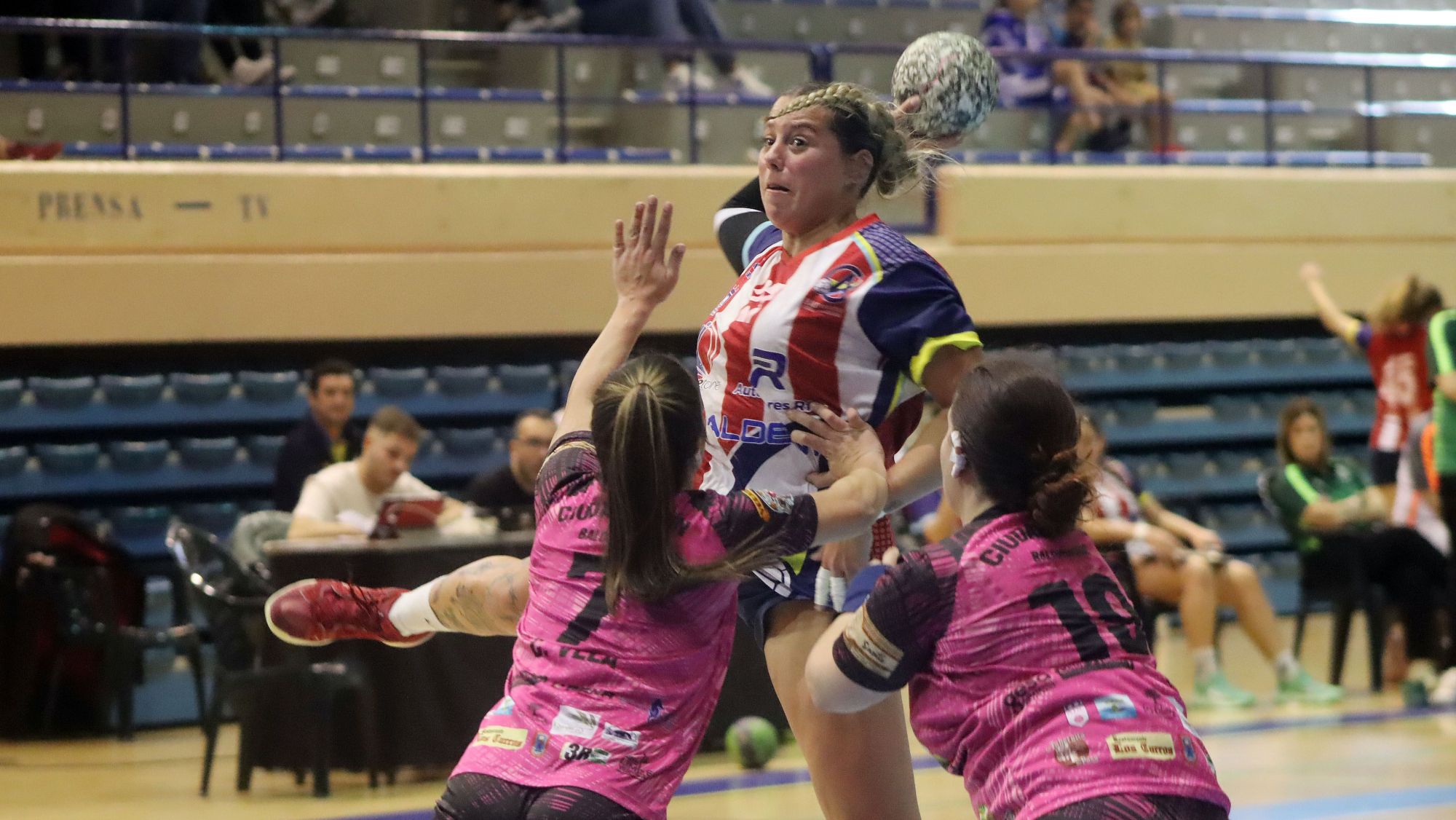 Cómoda victoria de las féminas del BM Ciudad de Algeciras ante el