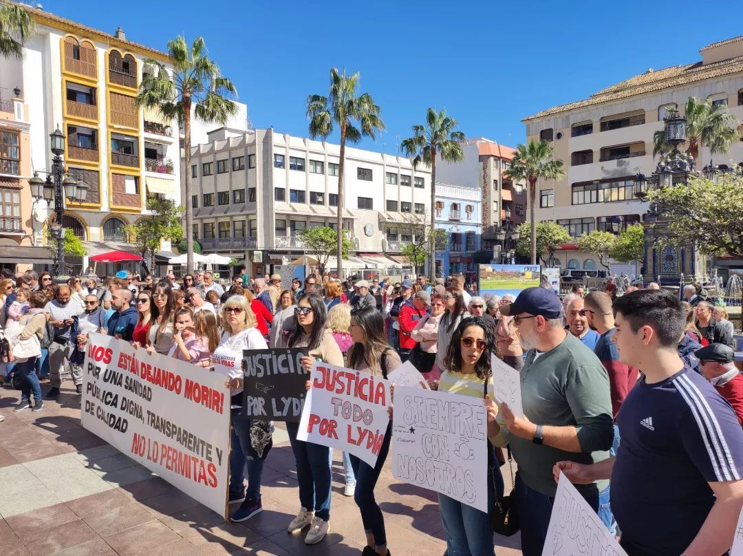 Algeciras exige justicia por Lydia, la bebé prematura fallecida en el Hospital Punta de Europa