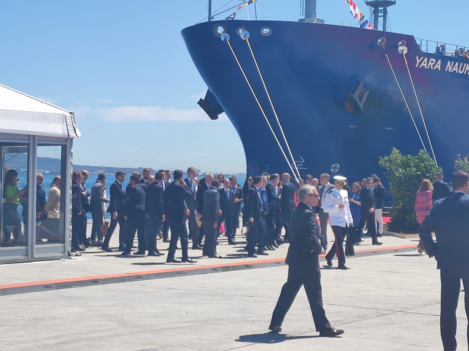 Sandra Domínguez y Mariángeles Benito / 8Directo. Los reyes de España y Holanda visitan el Puerto de Algeciras para respaldar el corredor marítimo de hidrógeno verde entre el Norte y el Sur de Europa