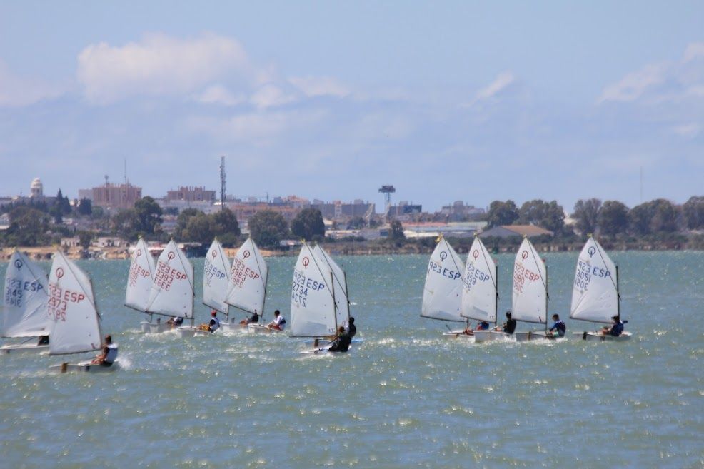 Alejandro Álvarez, del RCN Algeciras, acaba el 43º en el XI Trofeo 'Almirante Cervera'