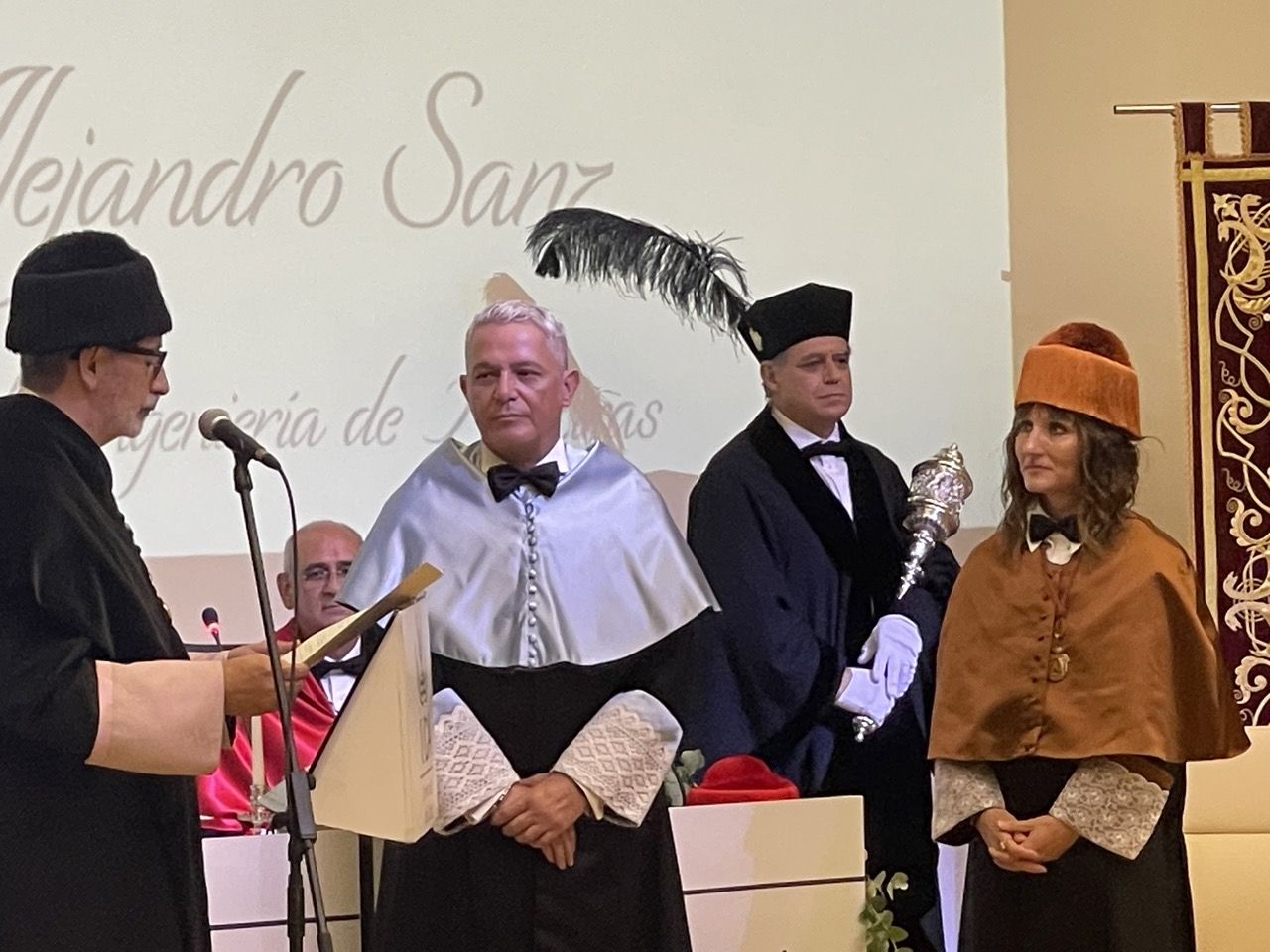 Acto de investidura de Alejandro Sanz como doctor Honoris Causa en Algeciras