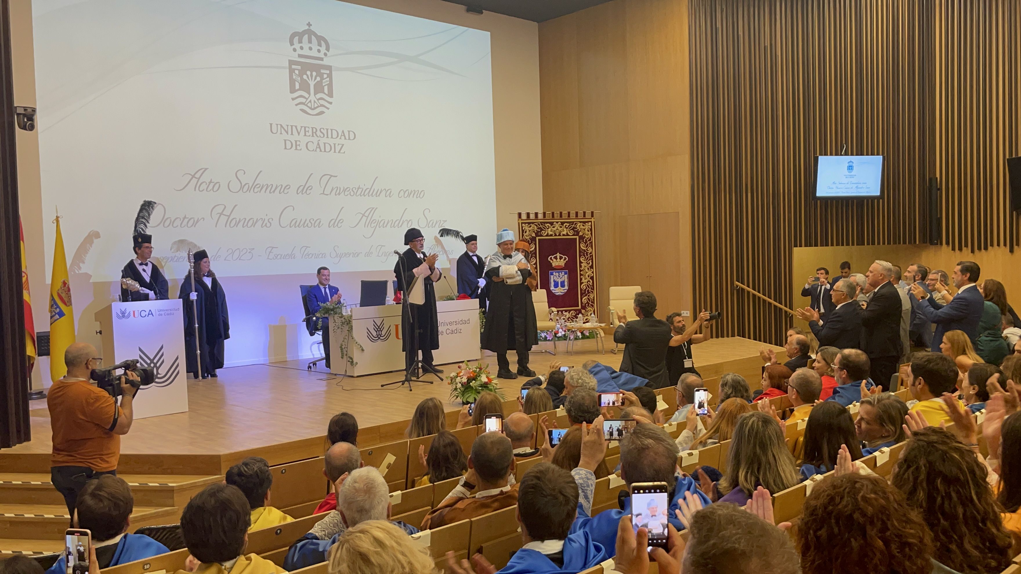 Acto de investidura de Alejandro Sanz como doctor Honoris Causa en Algeciras