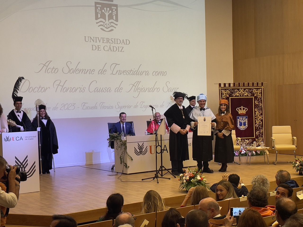 Acto de investidura de Alejandro Sanz como doctor Honoris Causa en Algeciras. Foto: Sofía Furse.