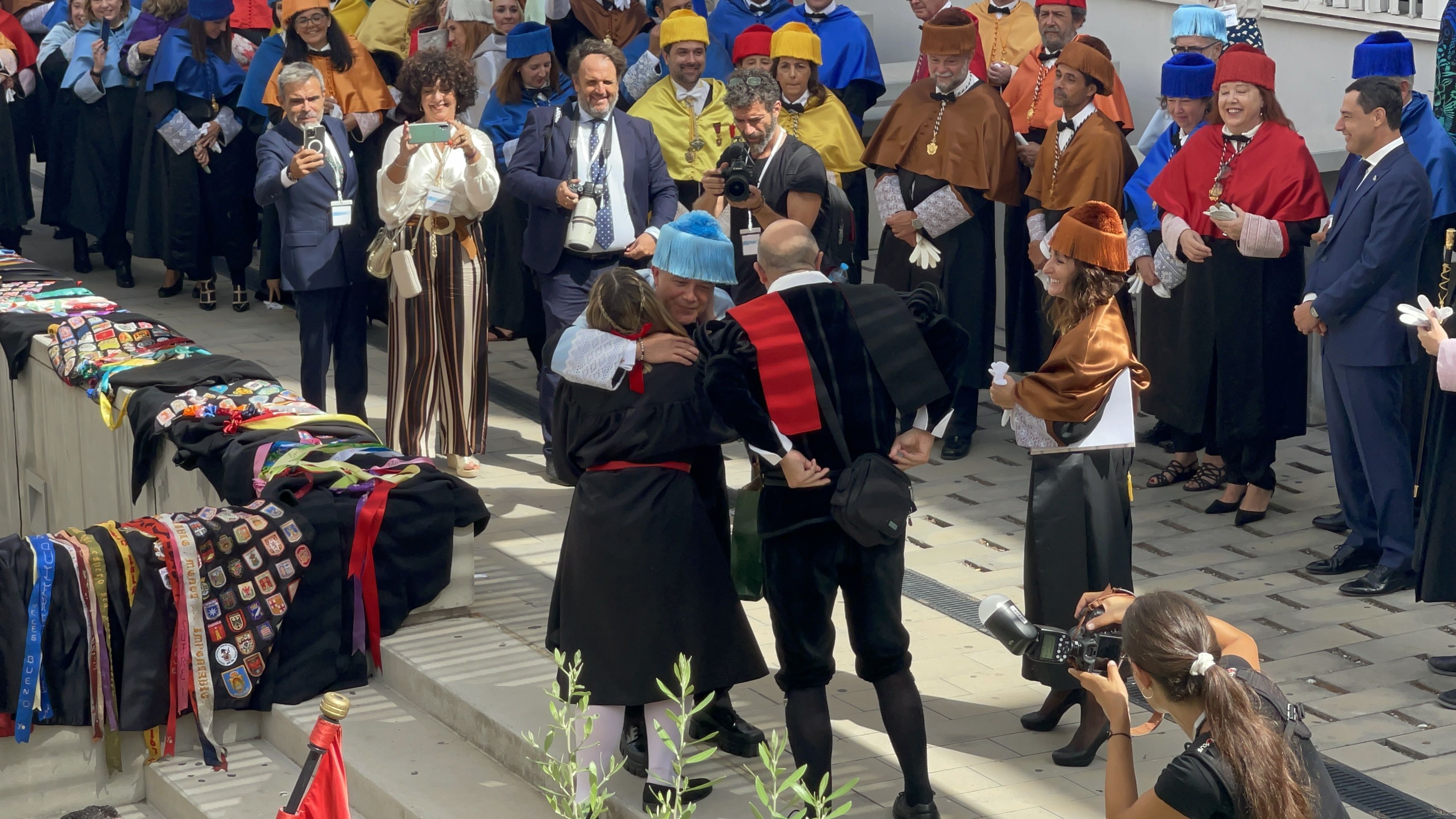 Acto de investidura de Alejandro Sanz como doctor Honoris Causa en Algeciras. Foto: Sofía Furse.