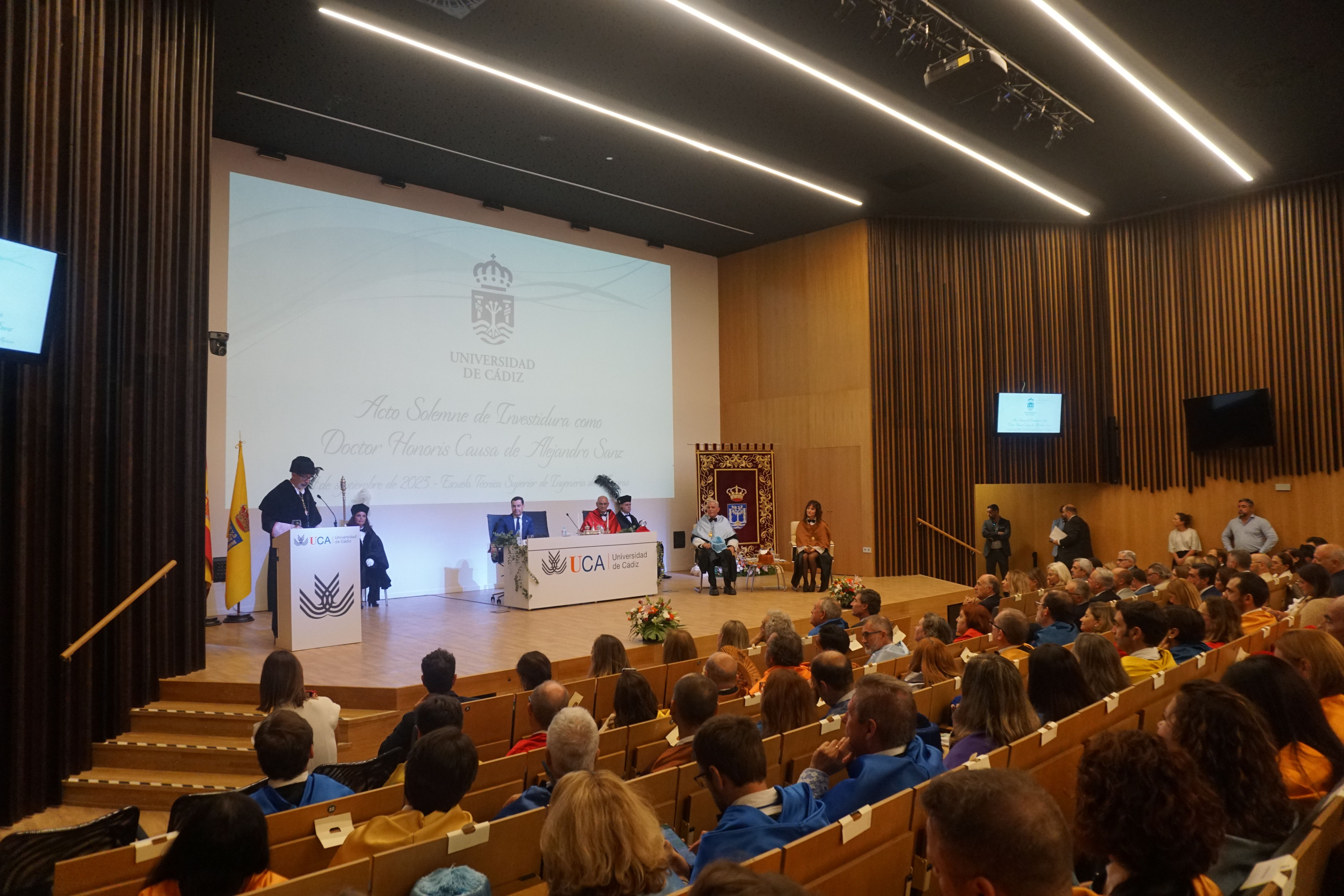 Acto de investidura de Alejandro Sanz como doctor Honoris Causa en Algeciras. Foto: Sofía Furse.