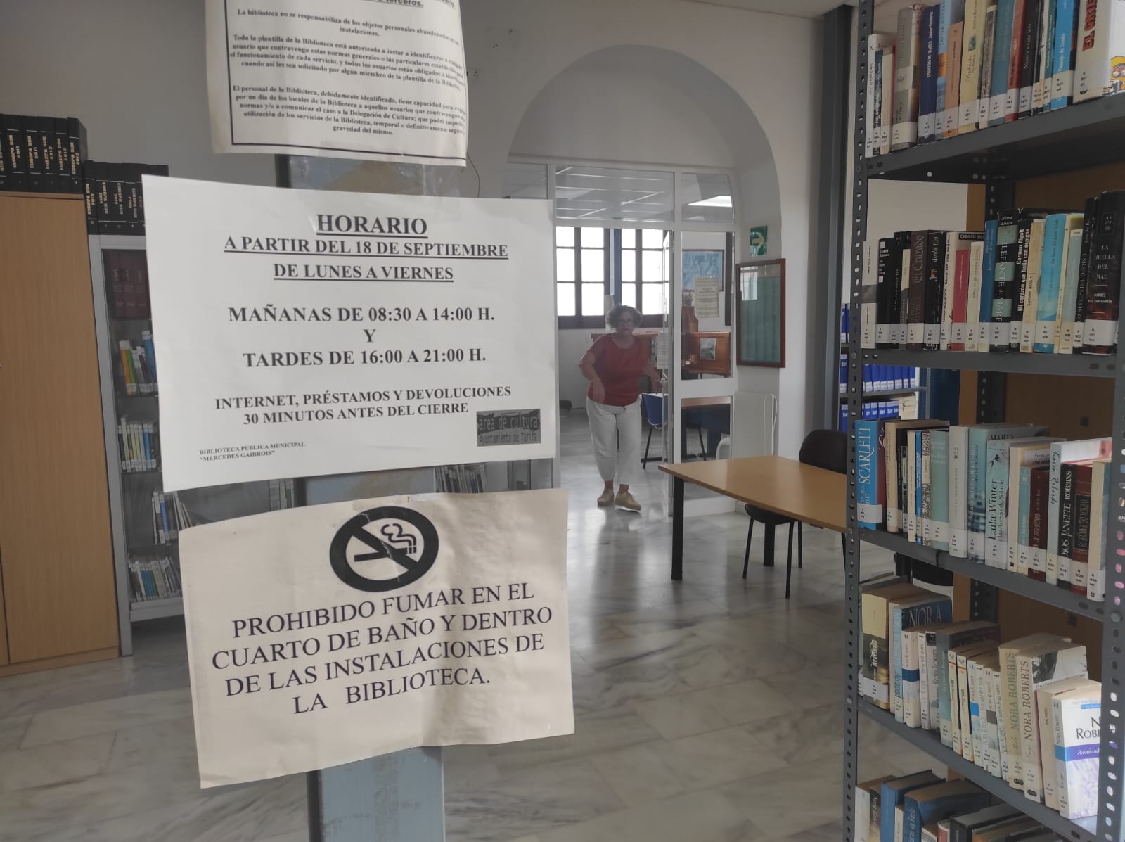La biblioteca municipal de Tarifa amplía su horario para el invierno.