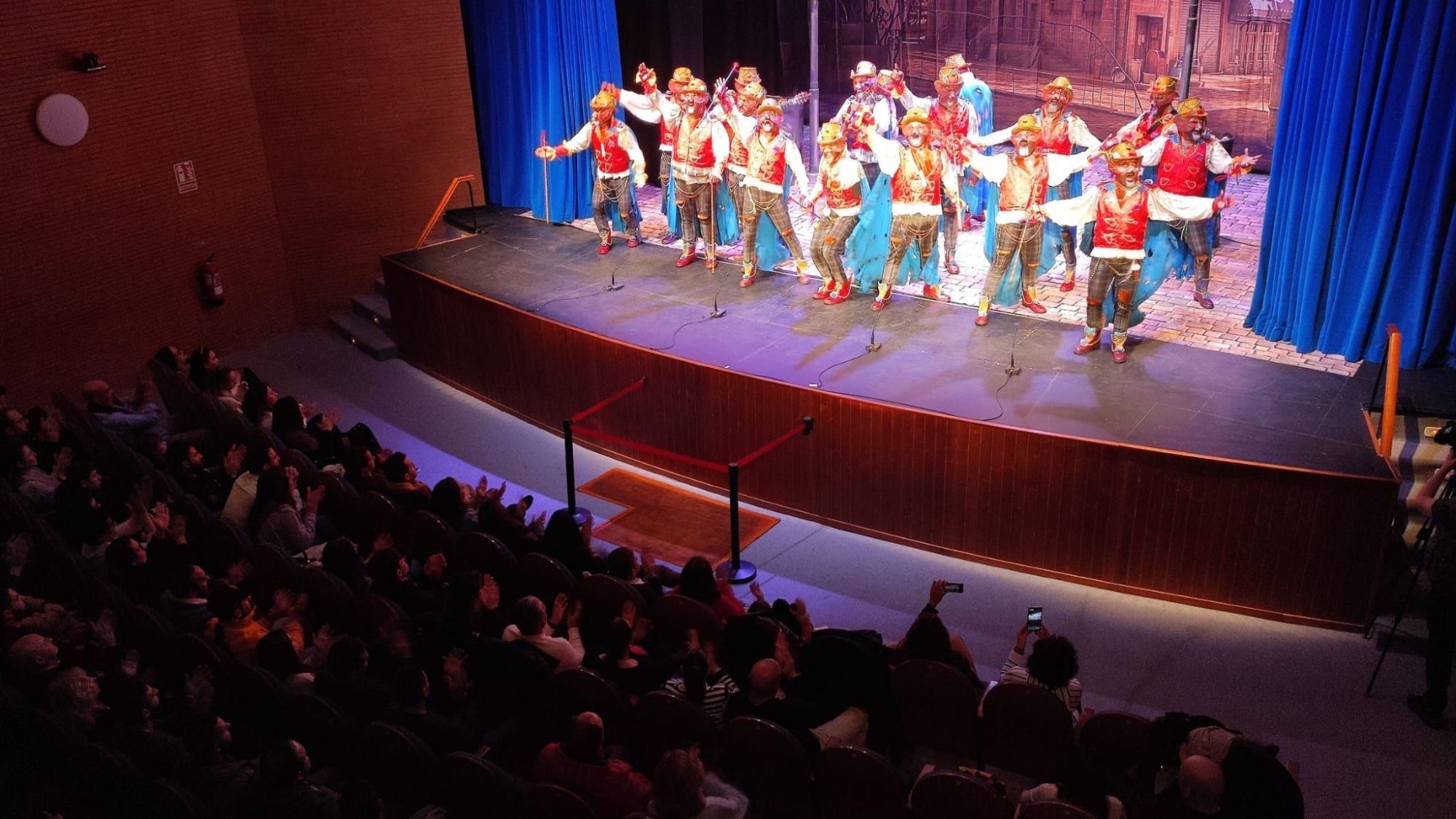 La Línea Regional Carnival Group Competition Semi-Final Tonight at Paseo de la Velada Theater