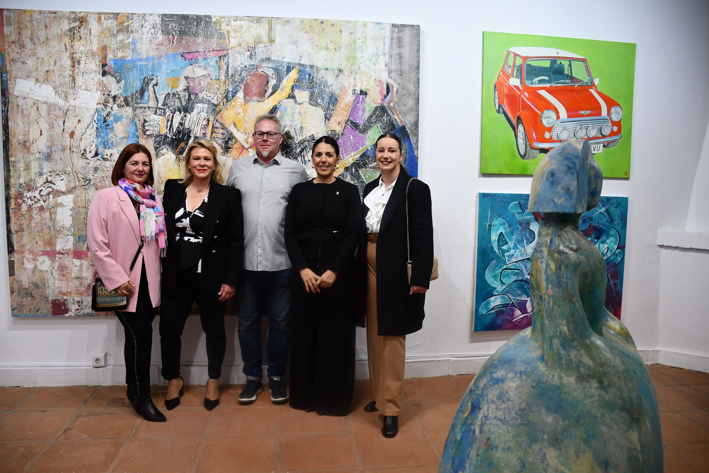 Quince artistas locales inauguran una nueva sala de exposición en Pueblo Nuevo de Guadiaro. Foto: Multimedia. 