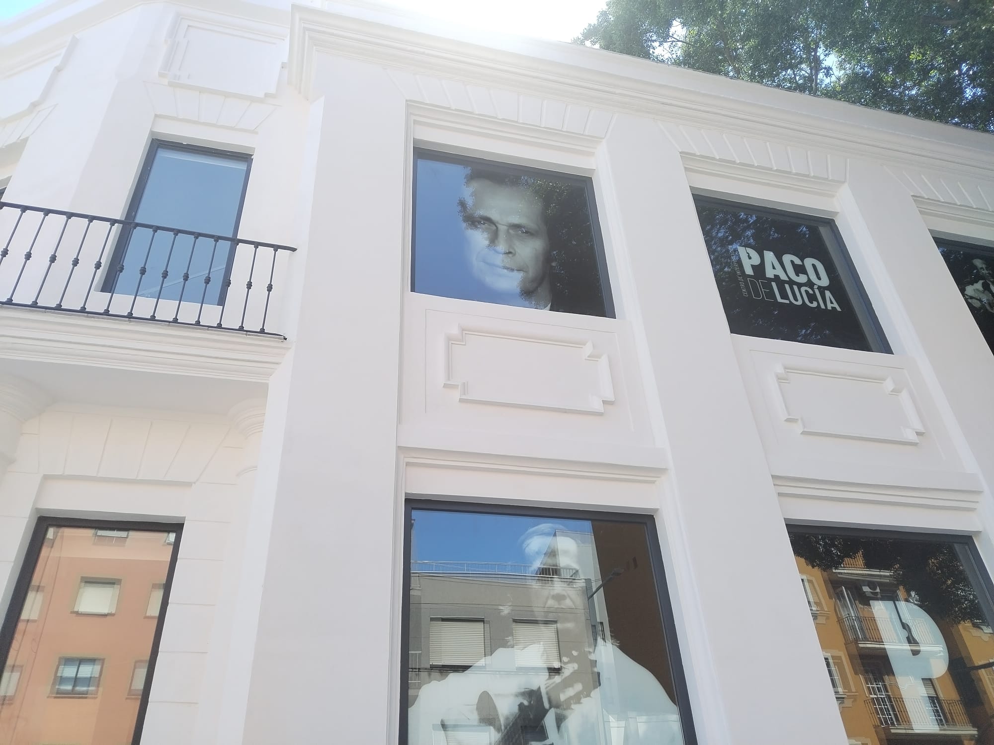 Fachada del Centro de Interpretación Paco de Lucía.