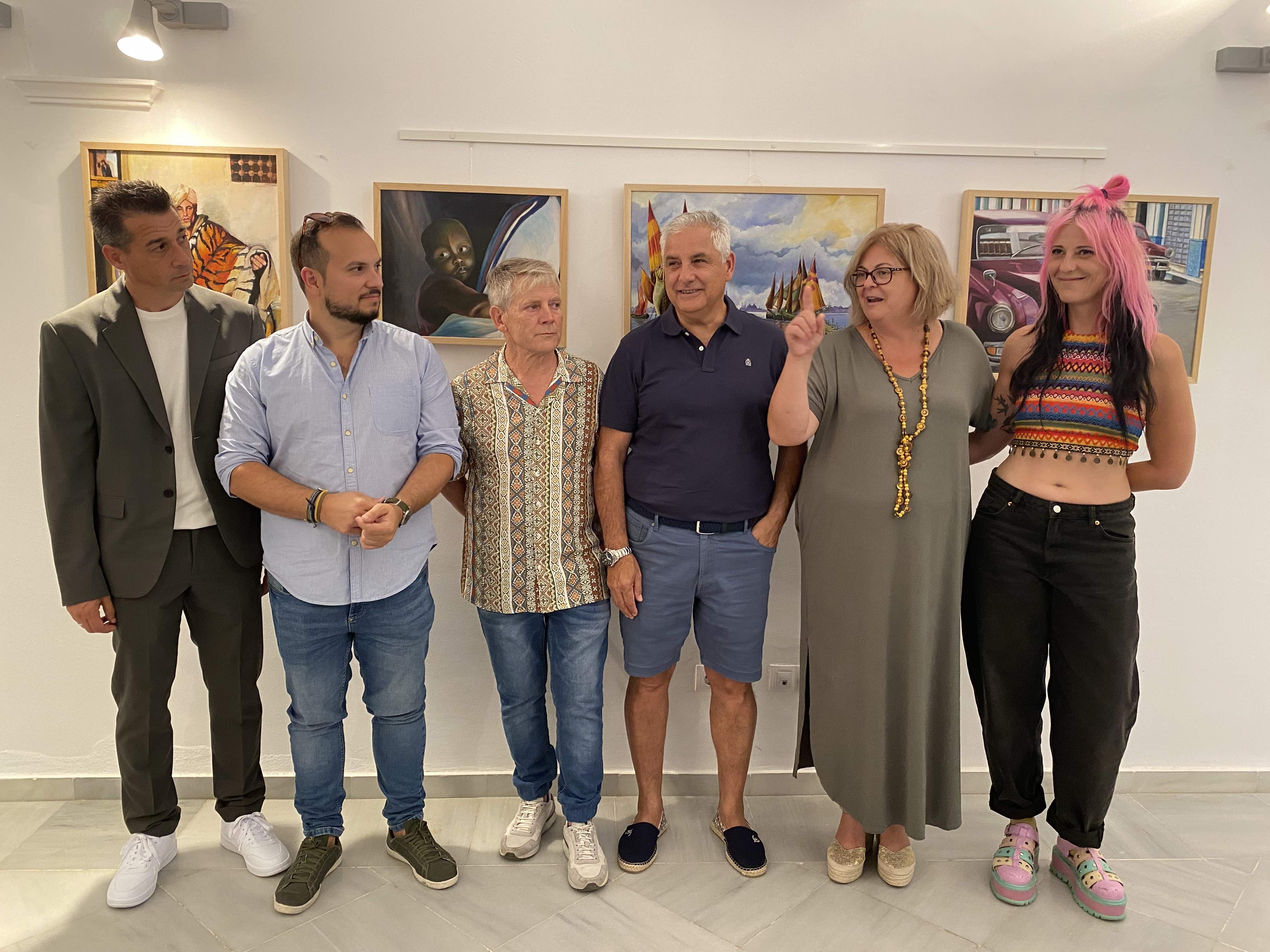 Inaugurada la exposición 'Autodidactas al óleo' en la Casa Urrutia.