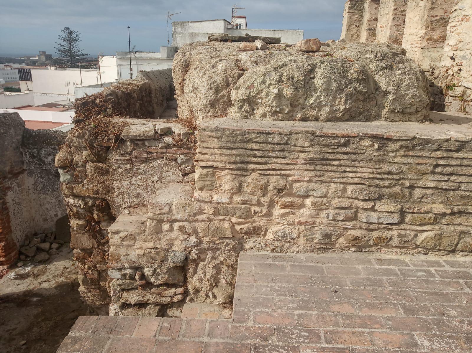 Tarifa recibe más de 97.000 euros para el alumbrado ornamental de la muralla.