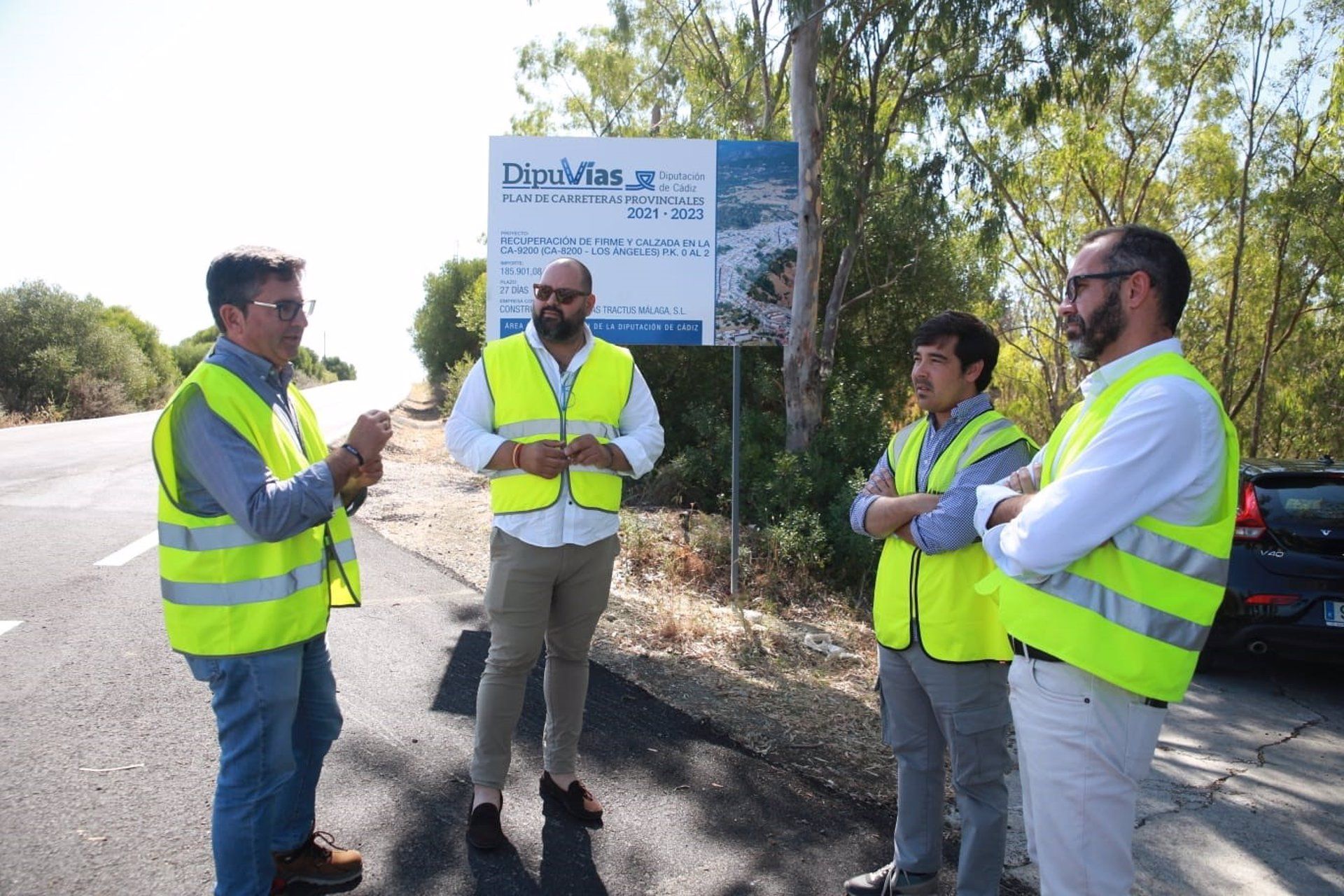 Diputación invierte casi 400.000 euros en la mejora de dos carreteras de Jimena. Foto: Diputación. 