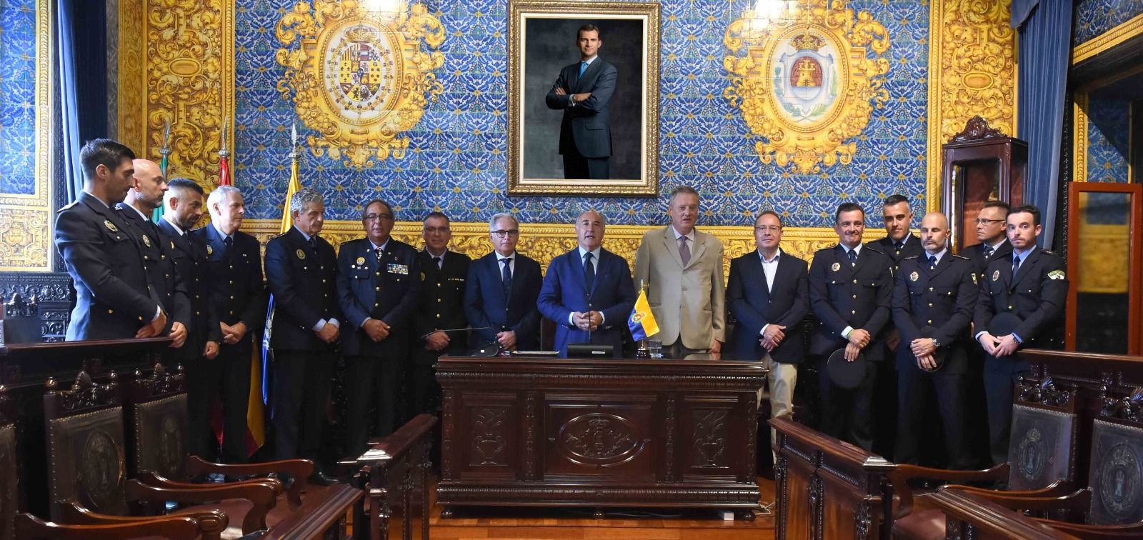 La Policía Local de Algeciras se refuerza con la incorporación de ocho nuevos mandos.