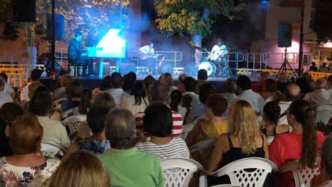 Esta semana, conciertos de música popular en Palmones y Los Barrios.