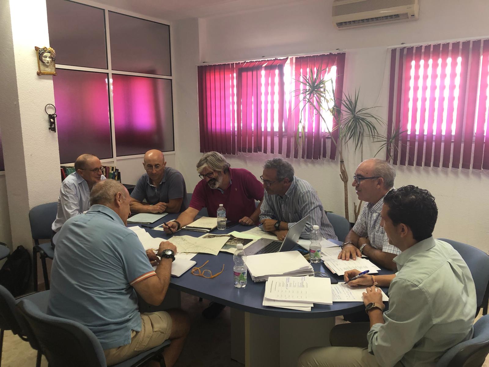 Reunión Demarcación de Ayuntamiento y Costas avanzan en la segunda fase del proyecto del paseo marítimo de Palmones.