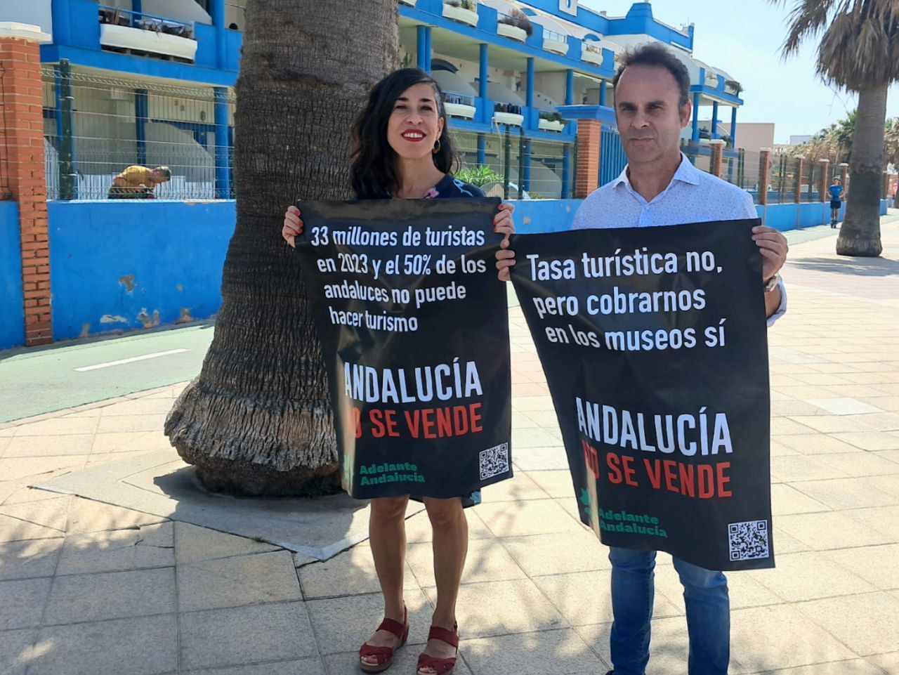 Adelante Andalucía denuncia un "turismo depredador" en Tarifa