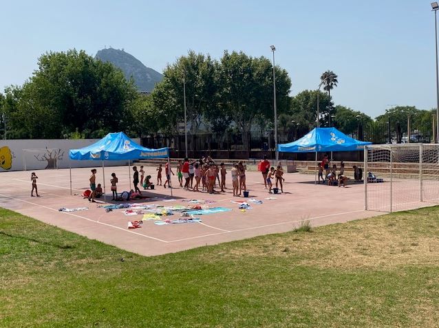 Cincuenta menores participan en la escuela de verano gratuita de Juventud.