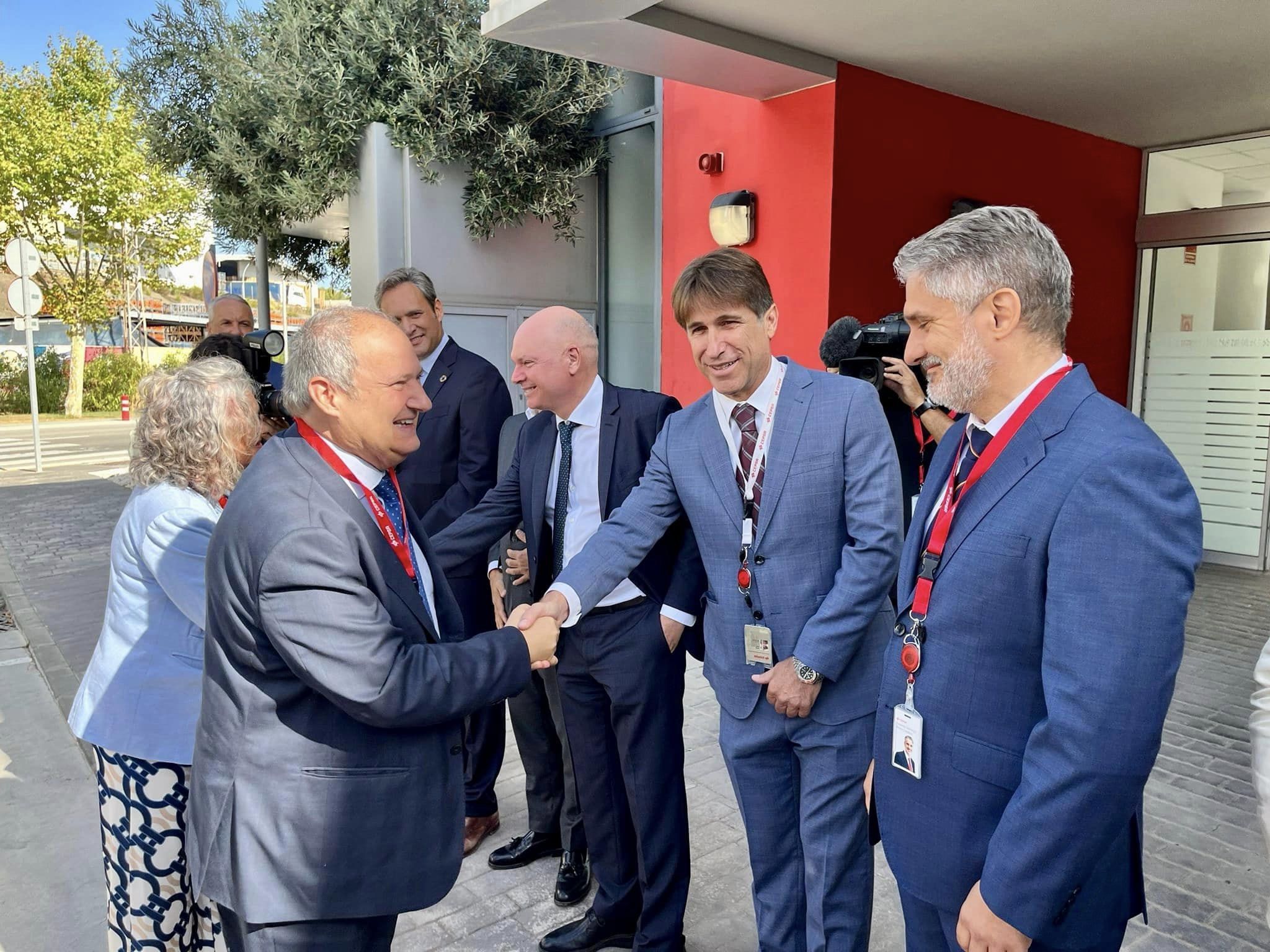 El ministro de Industria resalta la importancia industrial del Campo de Gibraltar en su visita a Cepsa. Foto y vídeo: S.F.