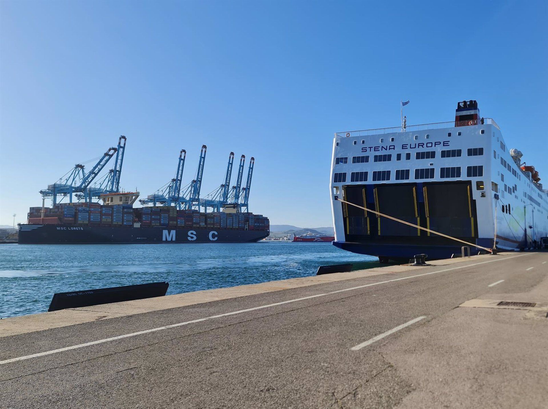 Retienen un buque en Algeciras al detectar al capitán en estado de embriaguez durante el atraque. ARCHIVO. - AUTORIDAD PORTUARIA DE LA BAHÍA DE ALGECIRAS.