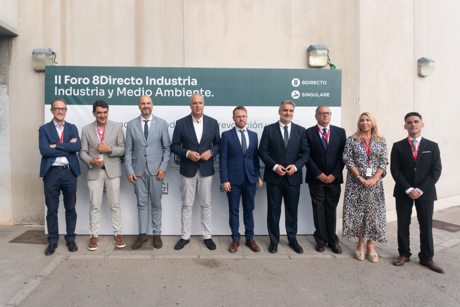 Participantes del II Foro 8Directo de Industria, reúne a instituciones y a líderes del sector en el Parque Energético San Roque de Cepsa. Foto: Nacho Márquez. 