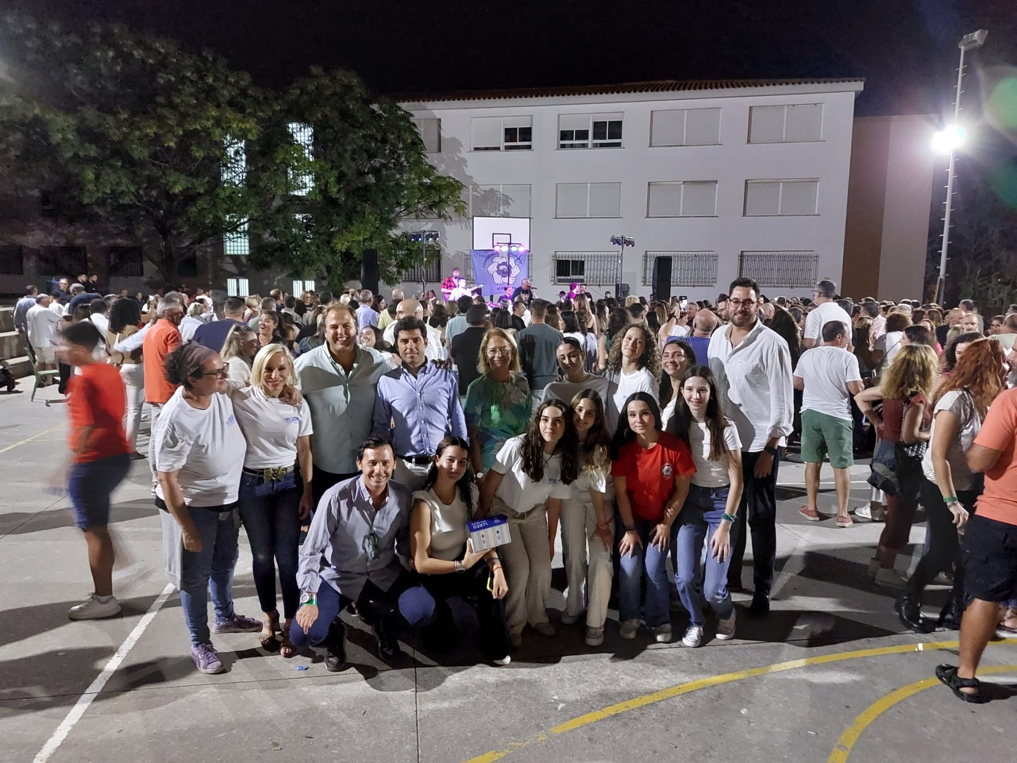 El IES Isla Verde celebra un festival solidario a beneficio de ACNUR.