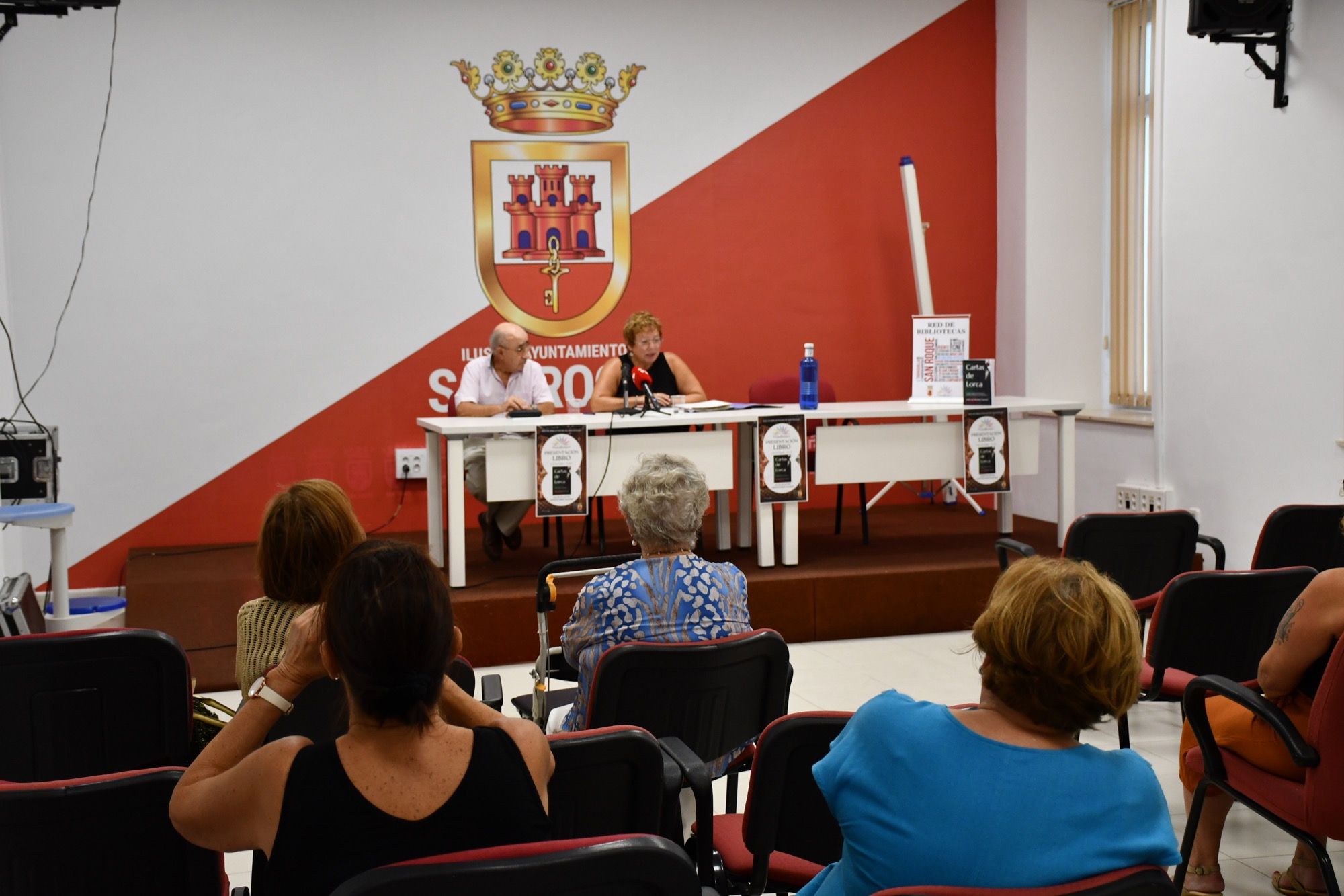 El libro de Romero Caramé muestra en San Roque la faceta más humana de García Lorca.