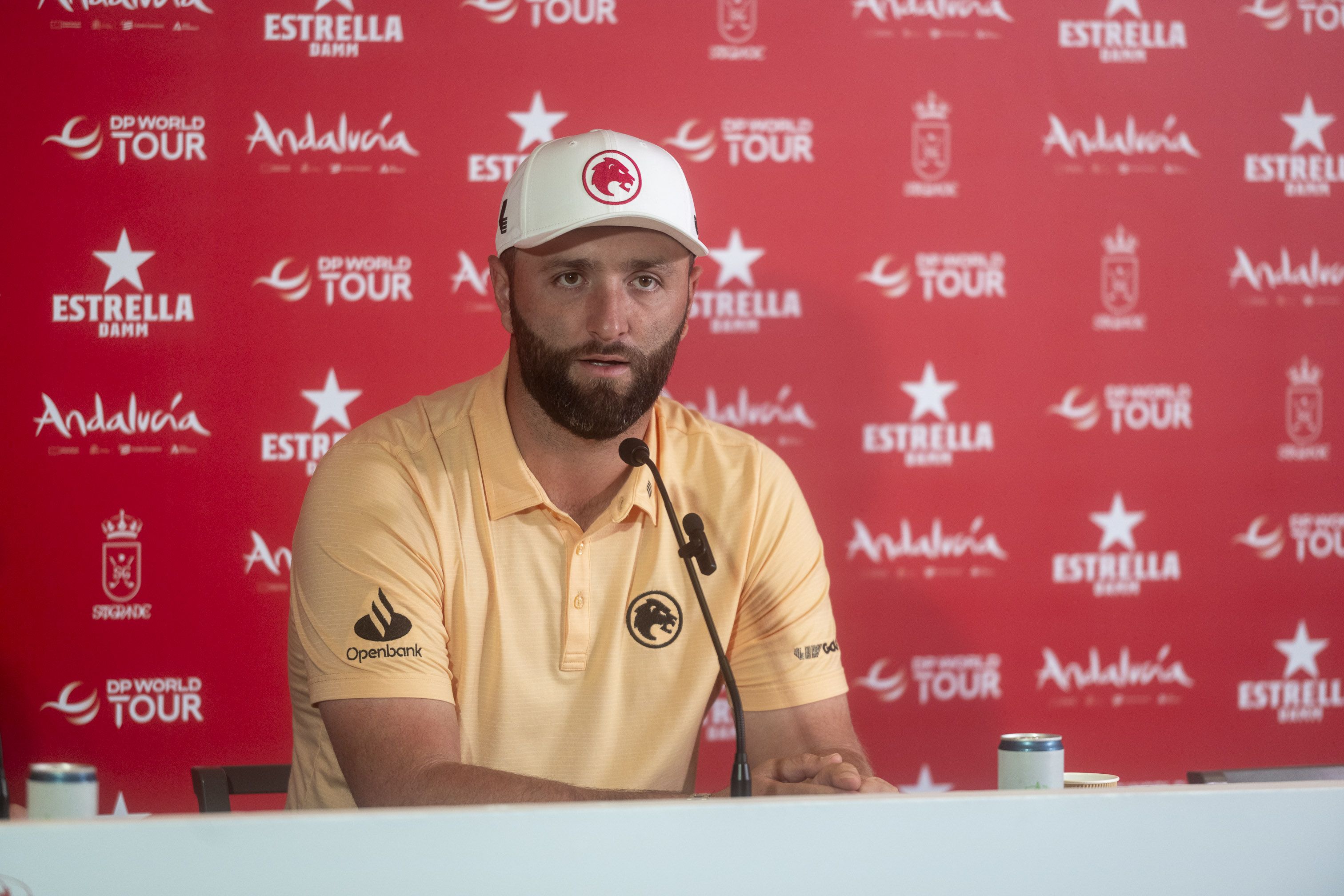 Jon Rahm lidera el batallón de diecisiete españoles que intentarán hacerse esta semana con el título en la décima edición del Estrella Damm N.A. Andalucía Masters en el Real Club de Golf Sotogrande