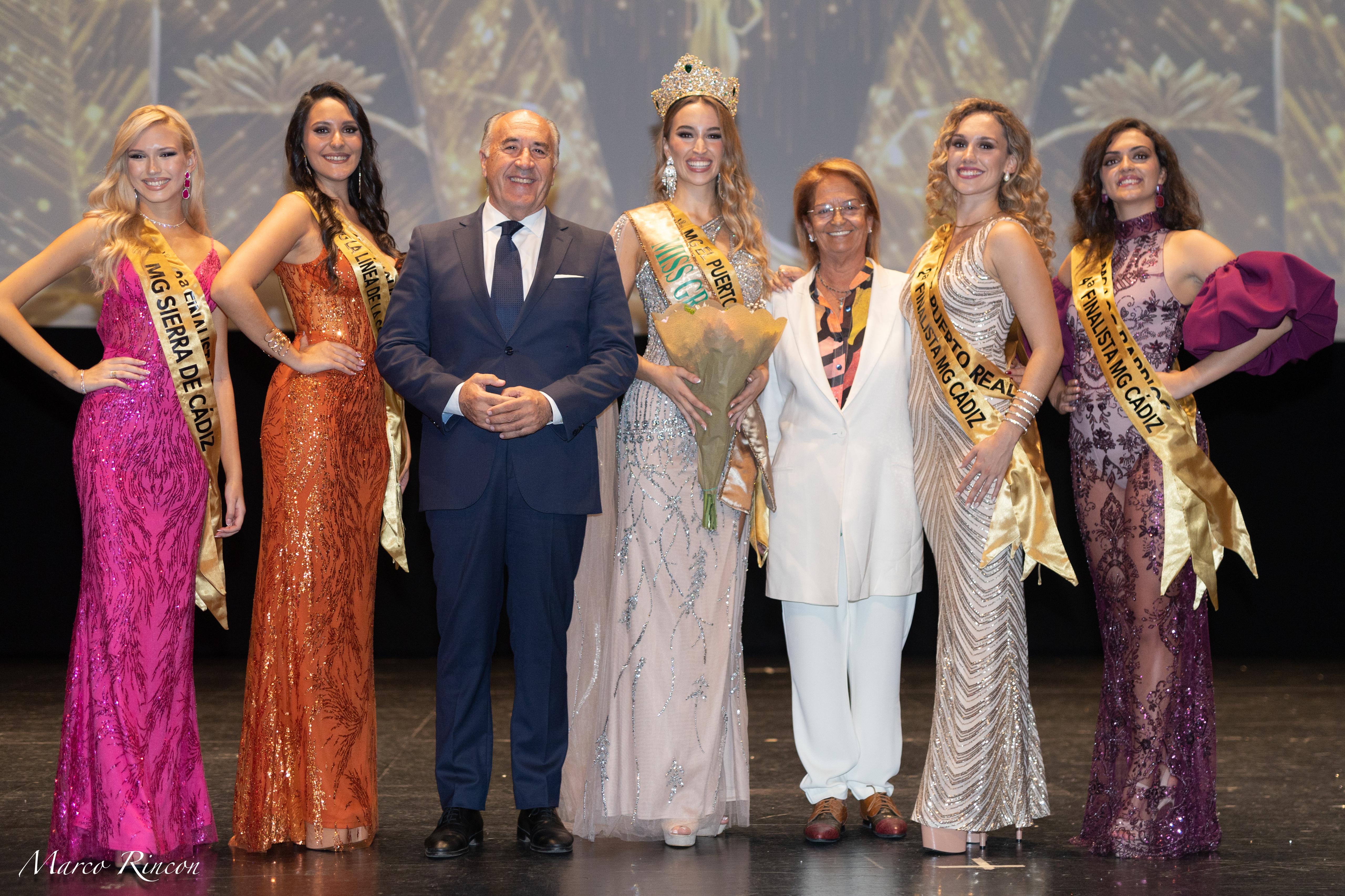 Laura Dowell, del Puerto Santa María, es coronada en Algeciras como Miss Grand Cádiz 2024.