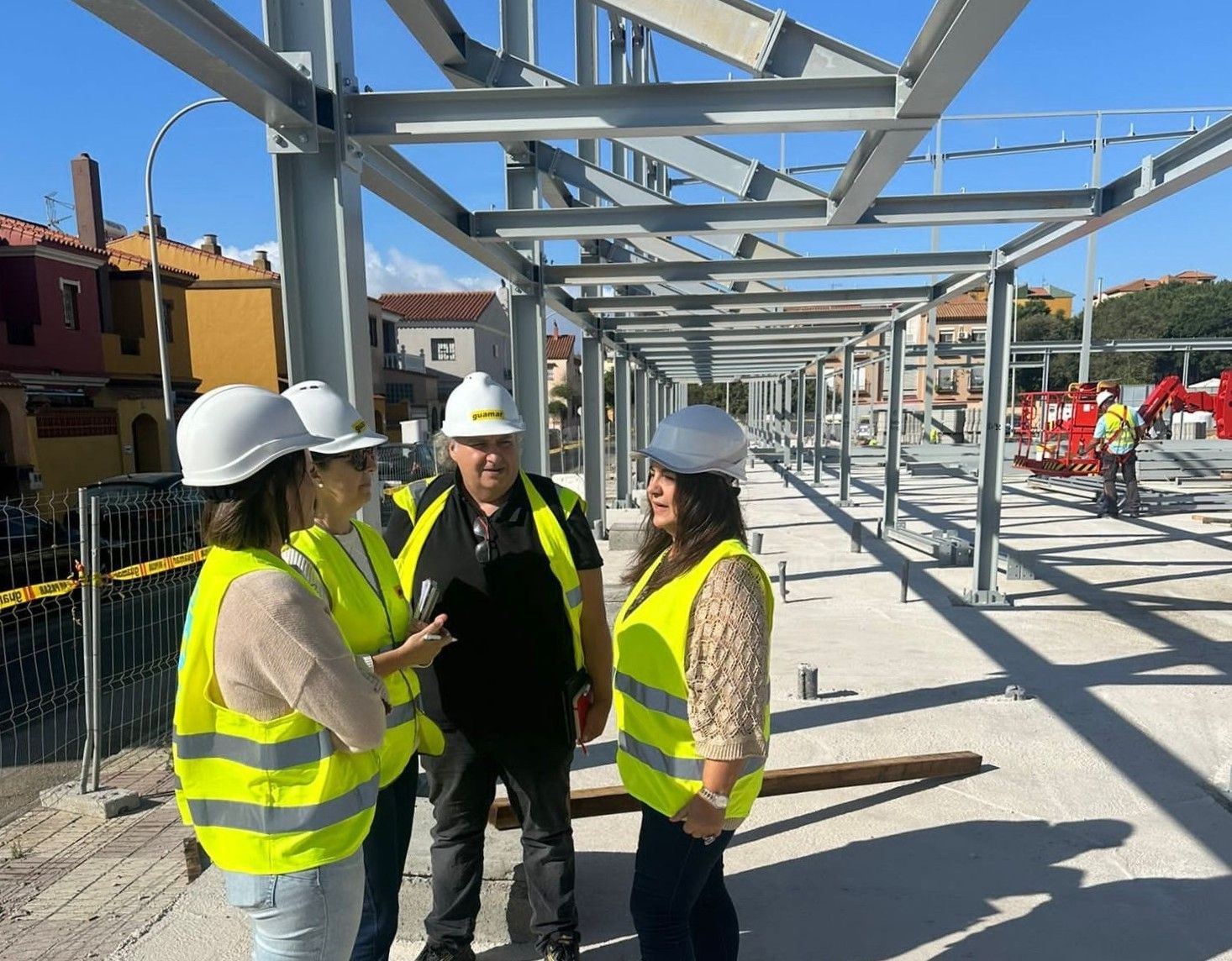 Levantada la estructura del nuevo pabellón polideportivo de Punto Ribot.