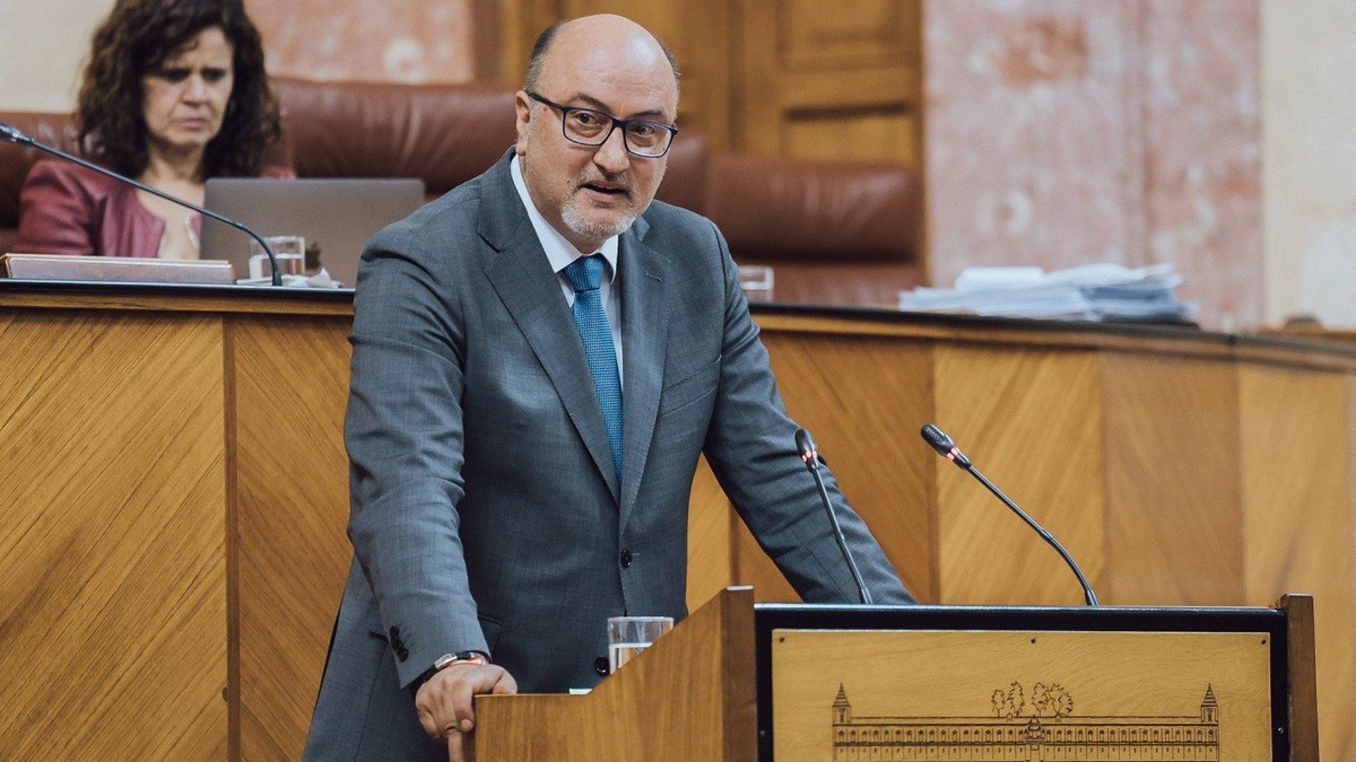 El portavoz adjunto de Vox en el Parlamento andaluz, Ricardo López Olea, en el Parlamento. - VOX ANDALUCÍA.