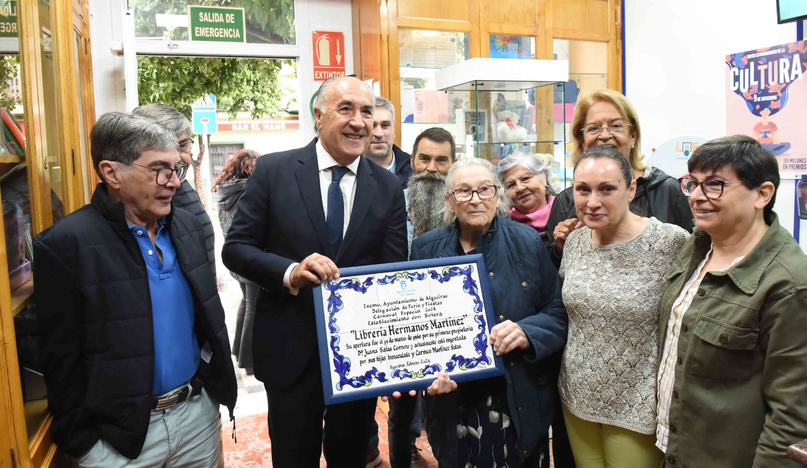 La Librería Hermanos Martínez de Algeciras, reconocida como establecimiento con solera