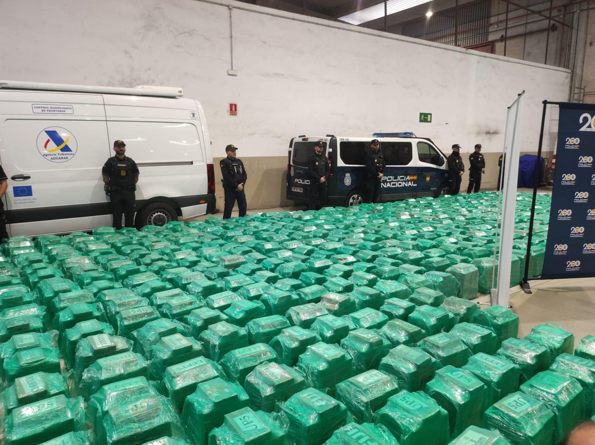 El mayor alijo de cocaína en España: 13 toneladas incautadas en Algeciras con un valor de 780 millones.