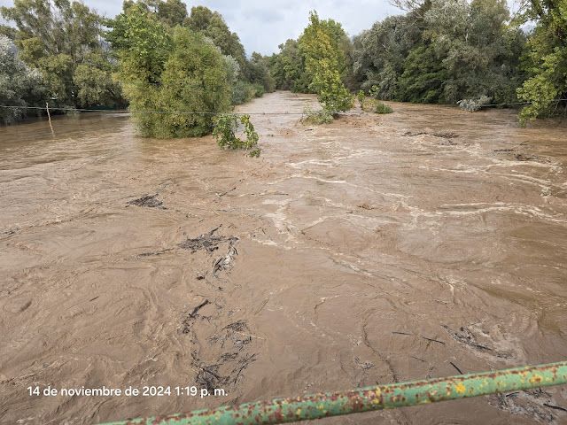 San Roque y Tesorillo desalojan viviendas cercanas al río de Guadiaro ante el aumento del caudal. Foto: imágenes del río Guadiaro a la altura de San Pablo de Buceite, del Blog de Pacurro.