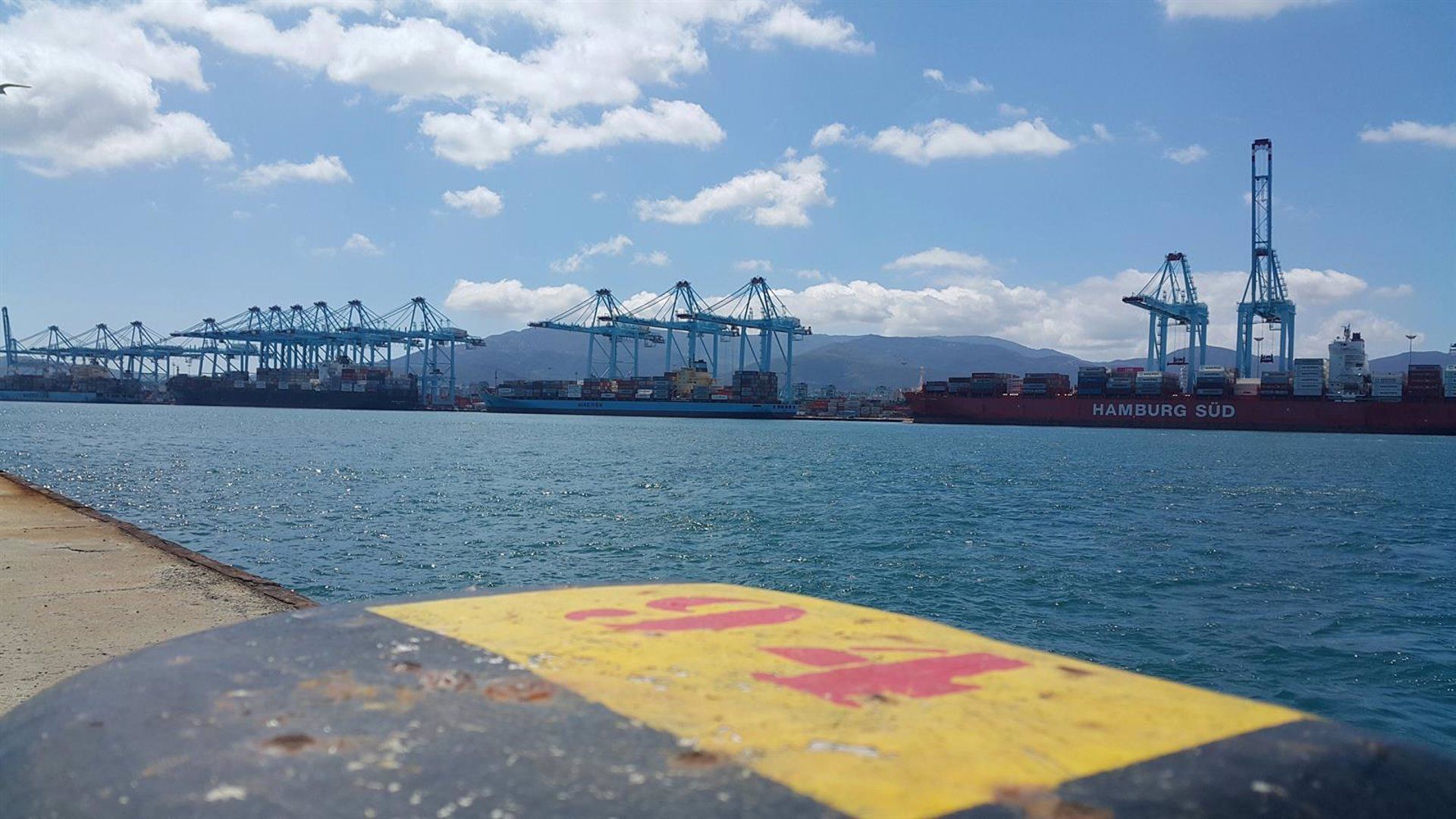 Piden a Fiscalía evitar que otros 13 barcos con material militar para Israel recalen en Algeciras. Foto: APBA. Imagen de archivo.