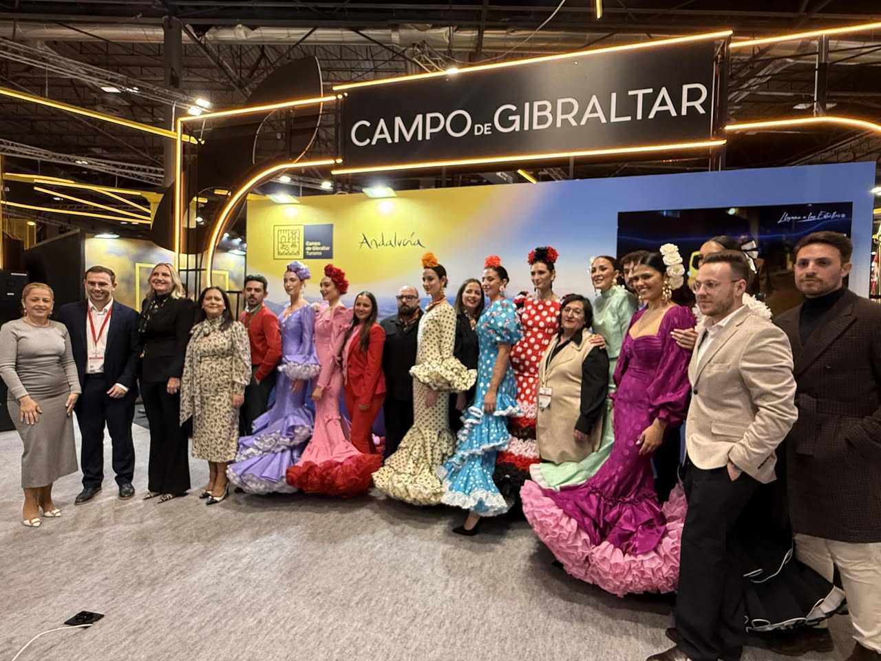 La moda flamenca 'made in' Campo de Gibraltar cierra el círculo de Fitur 2025.