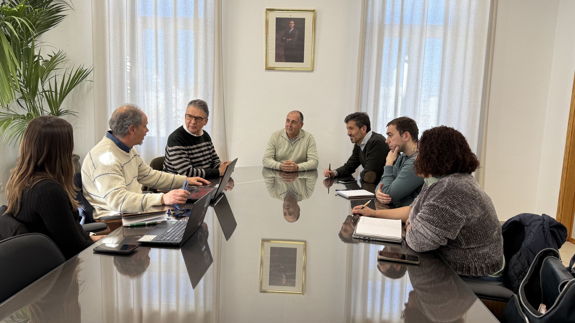 San Roque y la Universidad de Cádiz colaborarán para la gestión sostenible de la costa