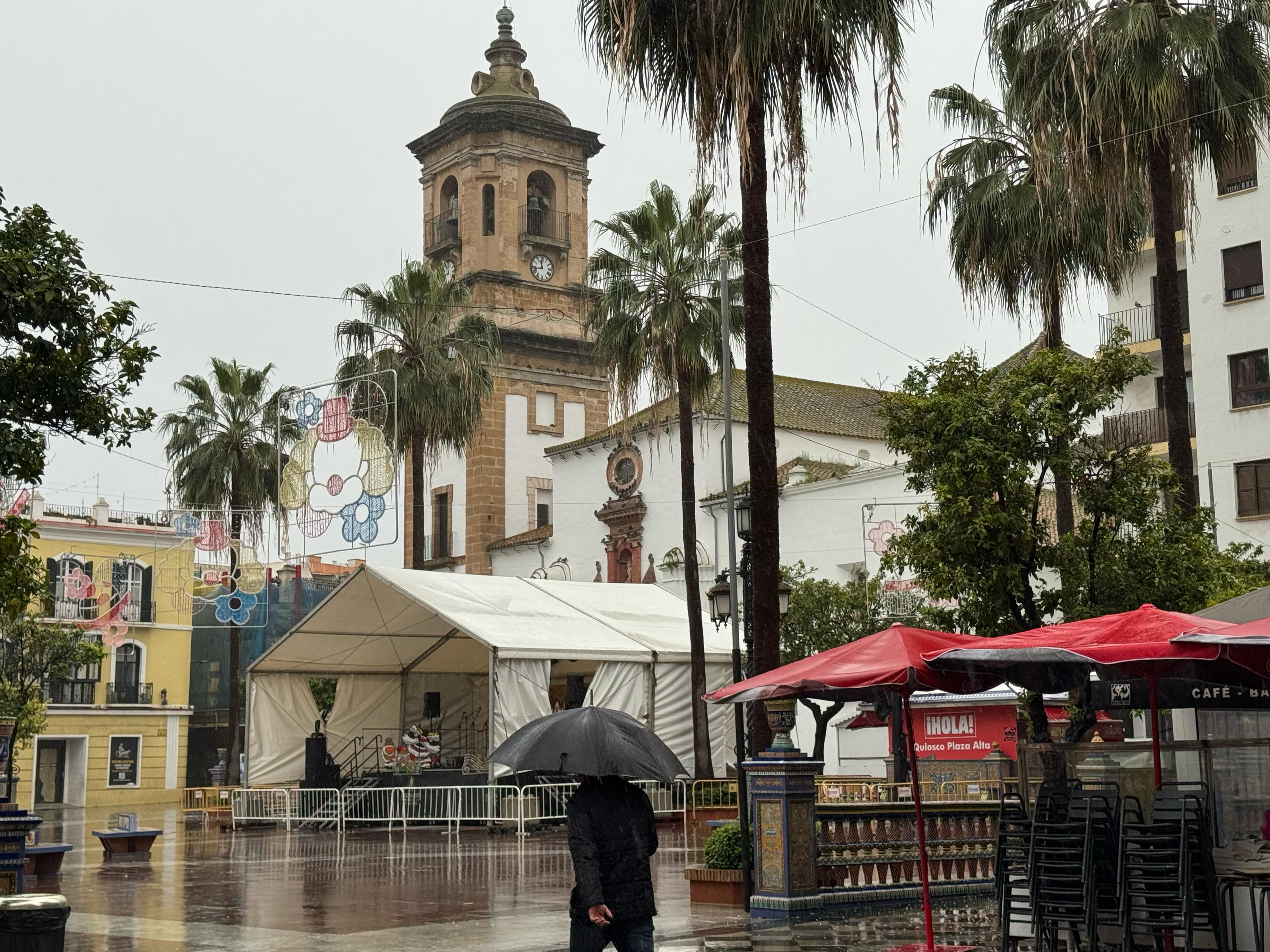 La carpa de la Plaza Alta, esta mañana. Foto: N.M /8Directo